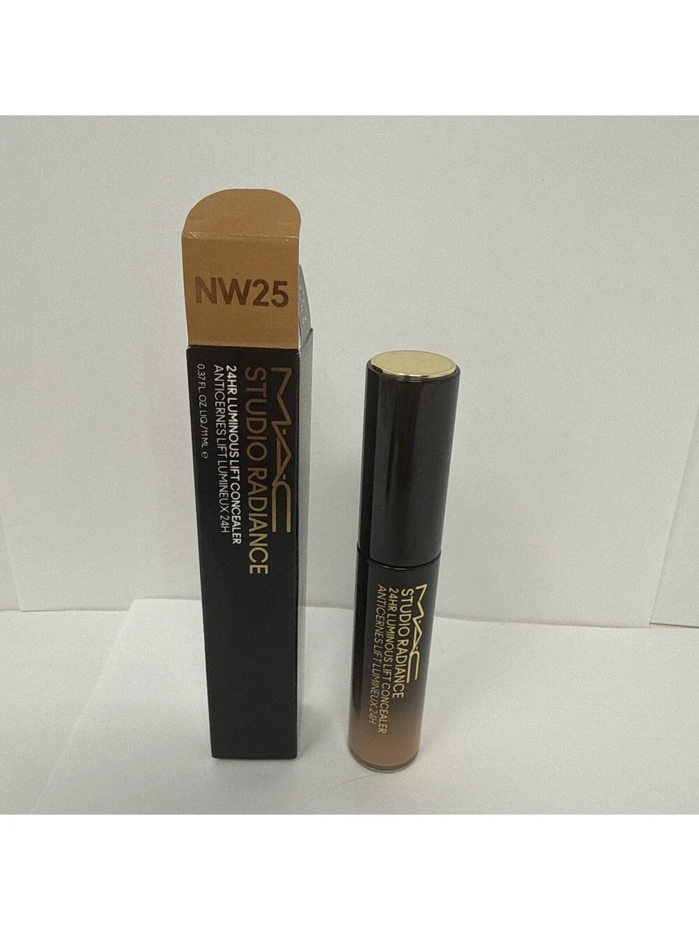 MAC Studio Radiance 24HR Luminous Lift Concealer NW25 New RN3